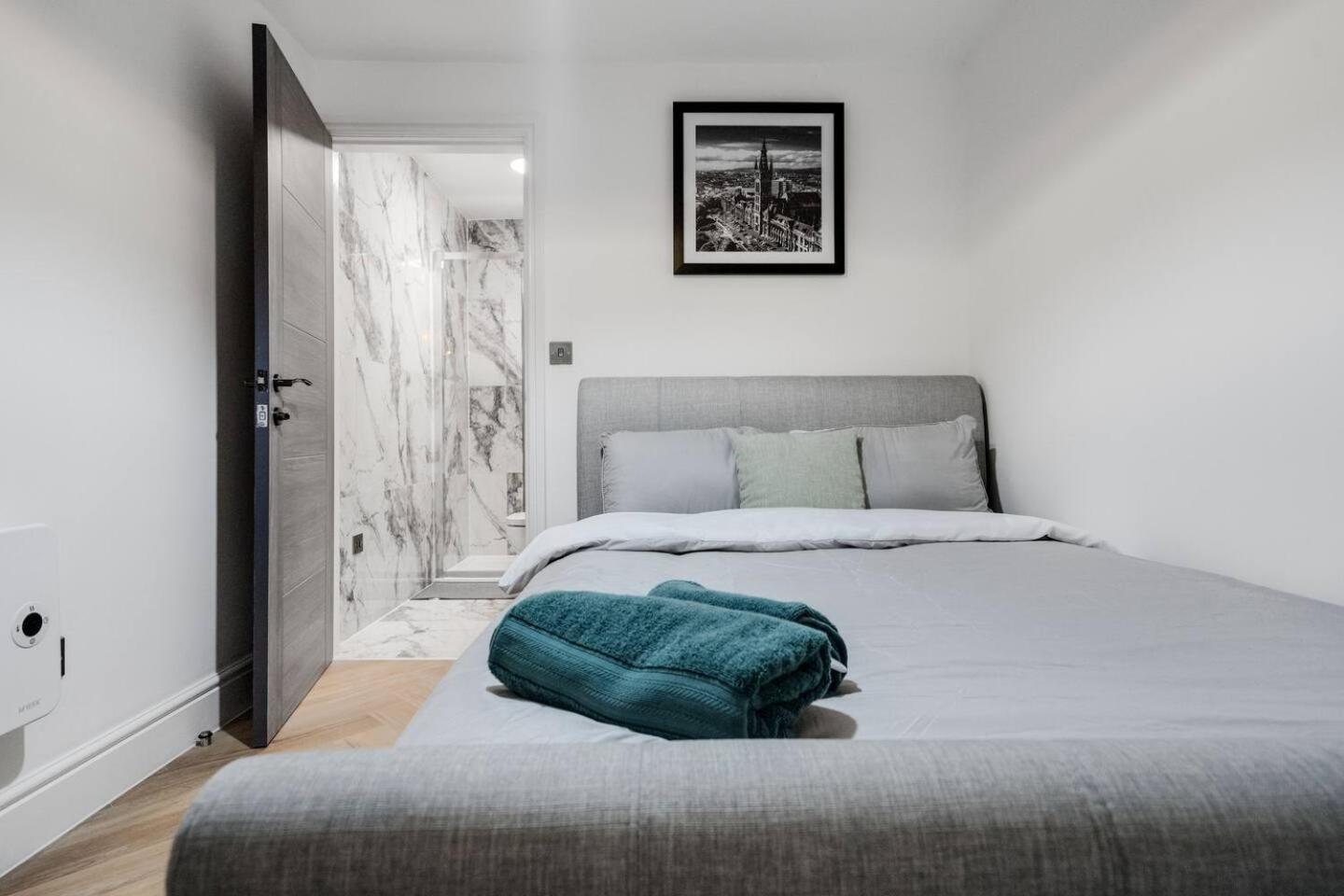 Urban Stay Studio Bright Space 10 Mins To City Liverpool Exterior foto